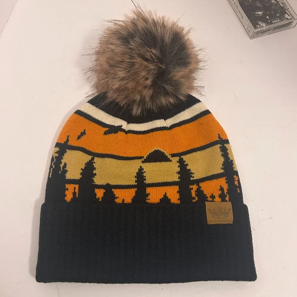 NWOT Crown Mountain Sunset Beanie – Faux Fur Pom – Knit Winter Hat - Picture 1 of 6